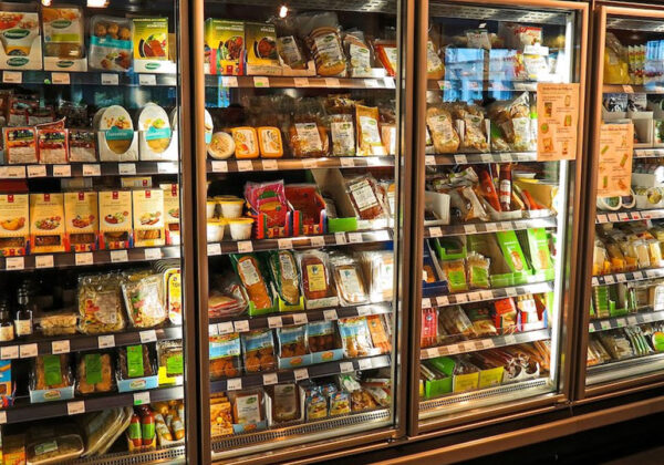 Tips for Organising Your Commercial Fridge for Maximum Airflow & Efficiency